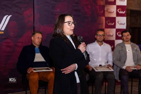 '
