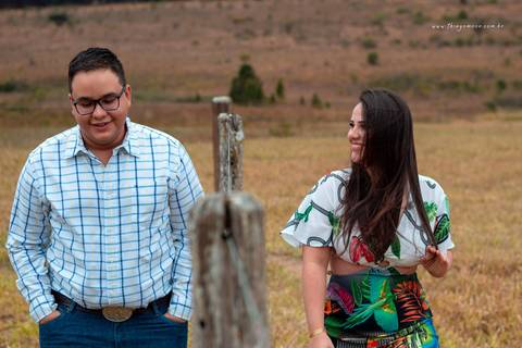 casal em ensaio fotográfico em uberlandia fotógrafo thiagomoon'