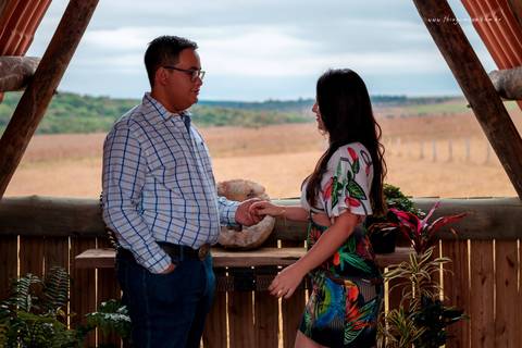 casal em ensaio fotográfico em uberlandia fotógrafo thiagomoon'