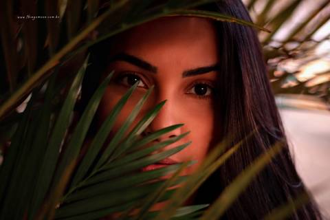 ensaio fotografico feminino em praça na cidade de uberlandia minas gerais cinema'
