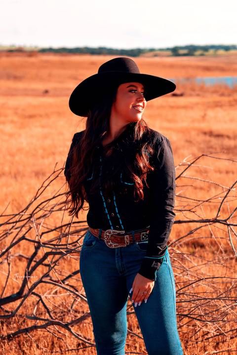 ENSAIO FOTOGRAFICO FEMININO COUNTRY EM UBERLANDIA MINAS GERAIS THIAGOMOON'