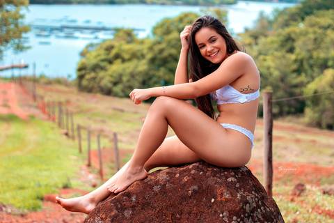 ensaio sensual barbara caetano fotografo thiagomoon em uberlandia minas gerais, ensaio sensual na natureza'