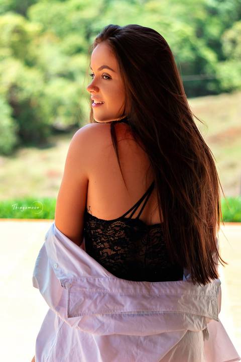 ensaio sensual barbara caetano fotografo thiagomoon em uberlandia minas gerais, ensaio sensual na natureza'