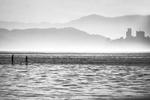 Esporte em dose dupla no mar de Santos-SP'
