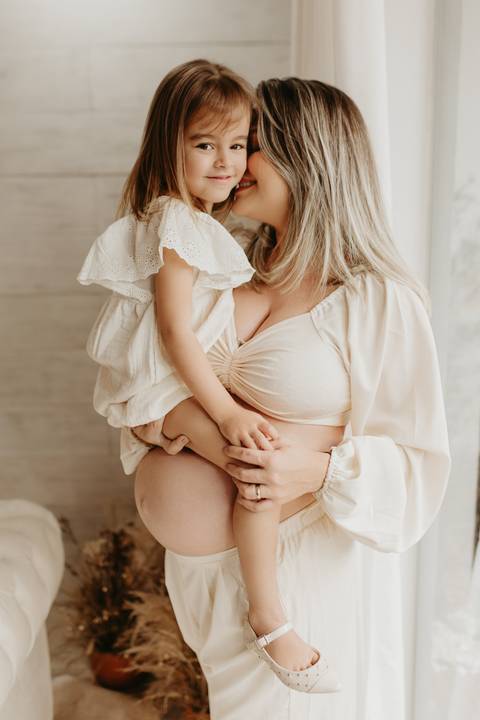 Fotografia de gestante
Ensaio fotográfico de gestante
Barriga de grávida em fotos
Mamãe em espera fotos
Fotos de gravidez inspiradoras
Ideias para sessão de fotos de gestante
Roupas para ensaio de gestante
Londrina e região
Fotografias '