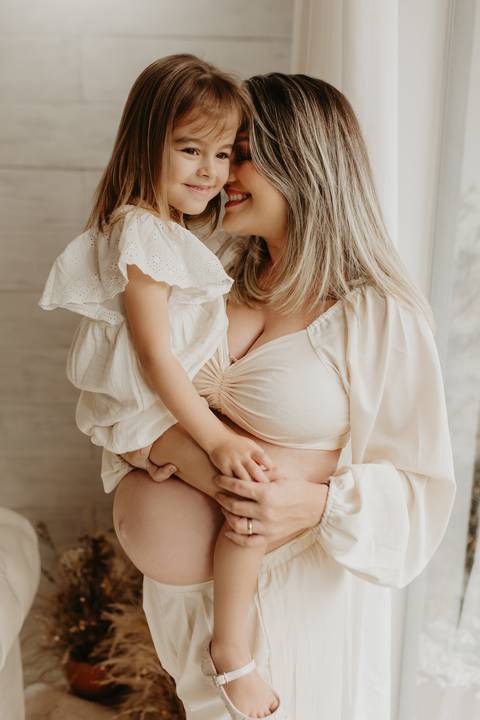 Fotografia de gestante
Ensaio fotográfico de gestante
Barriga de grávida em fotos
Mamãe em espera fotos
Fotos de gravidez inspiradoras
Ideias para sessão de fotos de gestante
Roupas para ensaio de gestante
Londrina e região
Fotografias '