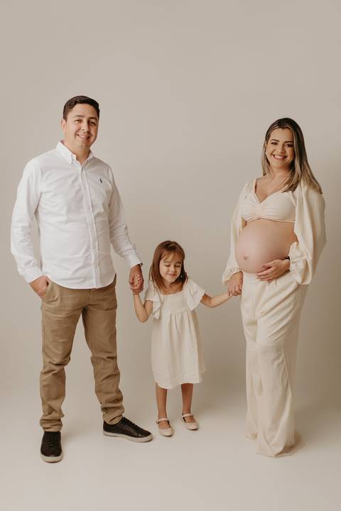 Fotografia de gestante
Ensaio fotográfico de gestante
Barriga de grávida em fotos
Mamãe em espera fotos
Fotos de gravidez inspiradoras
Ideias para sessão de fotos de gestante
Roupas para ensaio de gestante
Londrina e região
Fotografias '