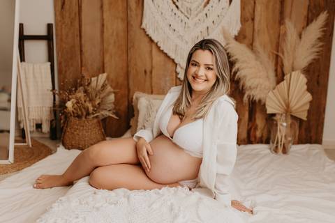 Fotografia de gestante
Ensaio fotográfico de gestante
Barriga de grávida em fotos
Mamãe em espera fotos
Fotos de gravidez inspiradoras
Ideias para sessão de fotos de gestante
Roupas para ensaio de gestante
Londrina e região
Fotografias '