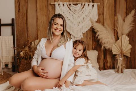 Fotografia de gestante
Ensaio fotográfico de gestante
Barriga de grávida em fotos
Mamãe em espera fotos
Fotos de gravidez inspiradoras
Ideias para sessão de fotos de gestante
Roupas para ensaio de gestante
Londrina e região
Fotografias '