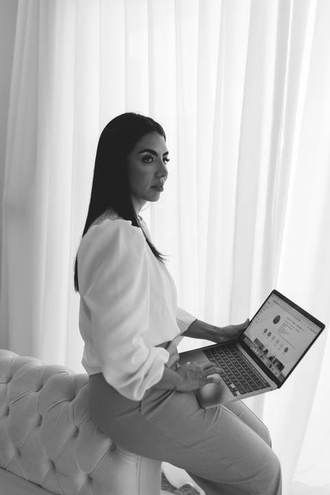 ensaio de marca pessoal Londrina, ensaio corporativo Londrina, fotografia profissional Londrina, fotógrafo de negócios Londrina, retratos empresariais Londrina, fotos profissionais Londrina, sessão fotográfica corporativa Londrina'