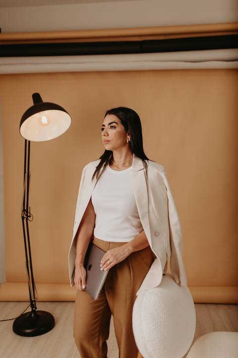 ensaio de marca pessoal Londrina, ensaio corporativo Londrina, fotografia profissional Londrina, fotógrafo de negócios Londrina, retratos empresariais Londrina, fotos profissionais Londrina, sessão fotográfica corporativa Londrina'