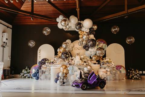 fotógrafa aniversário infantil, Londrina, Cambé, fotos festa infantil, book infantil, fotografia profissional, ensaio fotográfico crianças, pacotes fotografia aniversário, melhores fotógrafos infantis, álbum aniversário criança, orçamento fotógrafa infant'