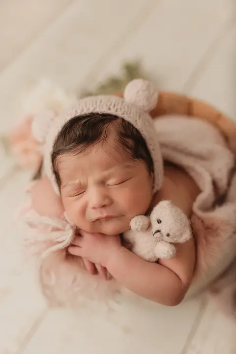 ensaio newborn, ensaio de recem nascido, fotógrafo newborn, bebê recém-nascido, bebê recém nascido menina, imagem de bebê recém nascido, fotografia newborn, fotos de bebê recém nascido'