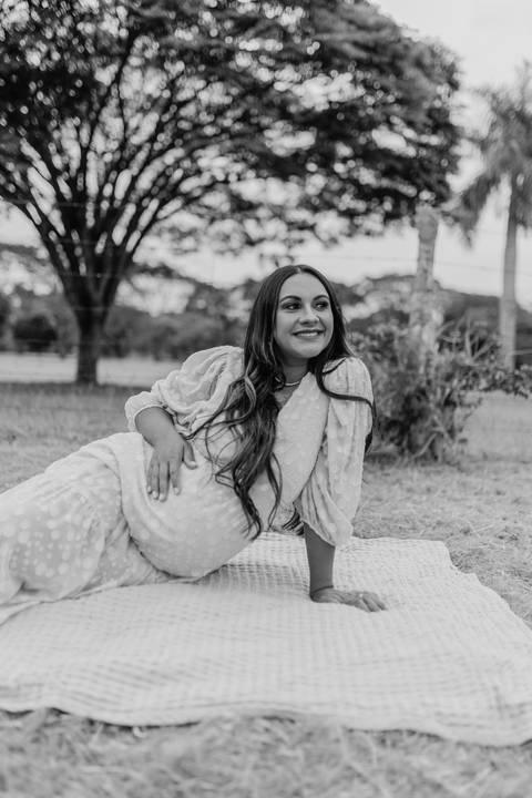 ensaio gestante, fotos de gestantes com marido, ensaio fotográfico gravidez, fotos de gestante em estudio, fotos de gestante ao ar livre ideias, ensaio gestante em estúdio, ensaio gestante estúdio casal'