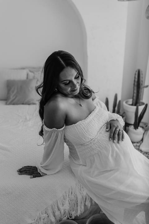 ensaio gestante, fotos de gestantes com marido, ensaio fotográfico gravidez, fotos de gestante em estudio, fotos de gestante ao ar livre ideias, ensaio gestante em estúdio, ensaio gestante estúdio casal'