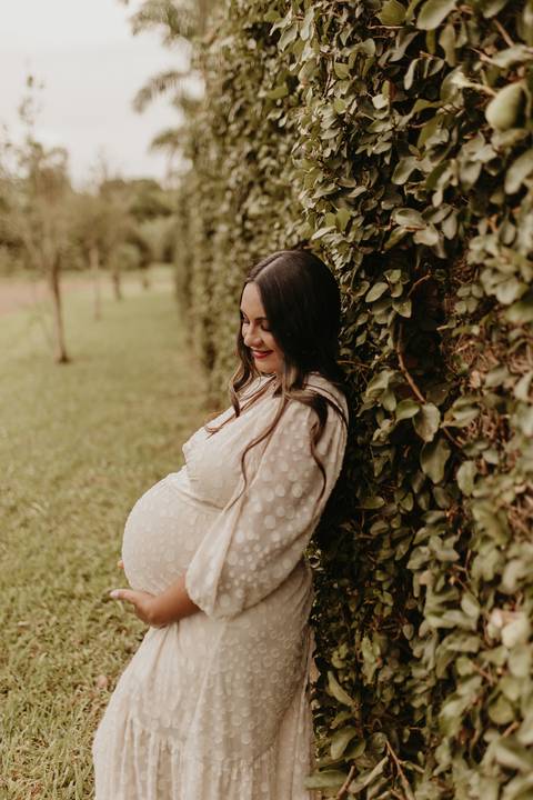 ensaio gestante, fotos de gestantes com marido, ensaio fotográfico gravidez, fotos de gestante em estudio, fotos de gestante ao ar livre ideias, ensaio gestante em estúdio, ensaio gestante estúdio casal'