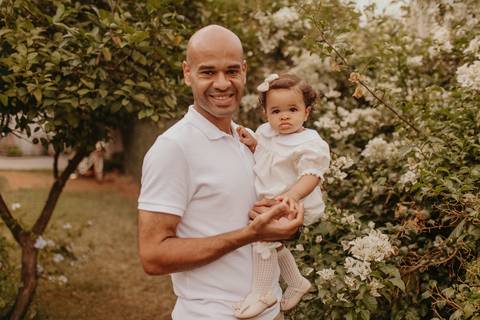 Fotografia de bebĂȘ
Ensaio de bebĂȘ
Smash the Cake'