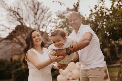 Fotografia de bebĂȘ
Ensaio de bebĂȘ
Smash the Cake'