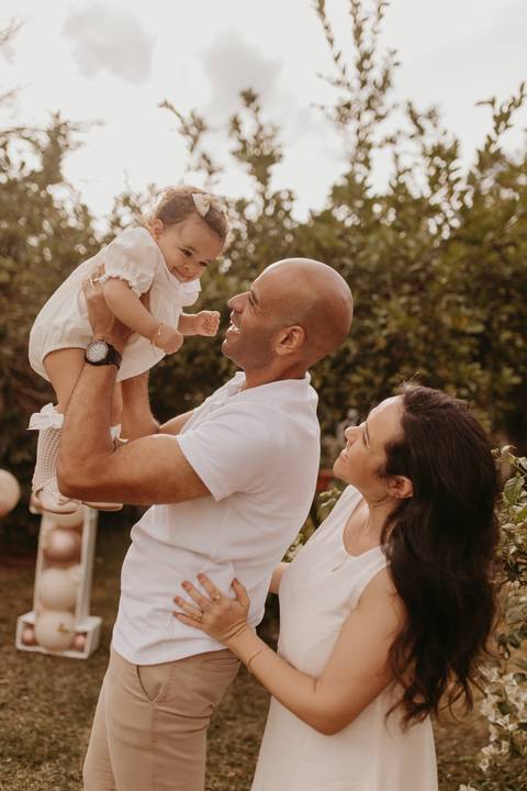 Fotografia de bebĂȘ
Ensaio de bebĂȘ
Smash the Cake'