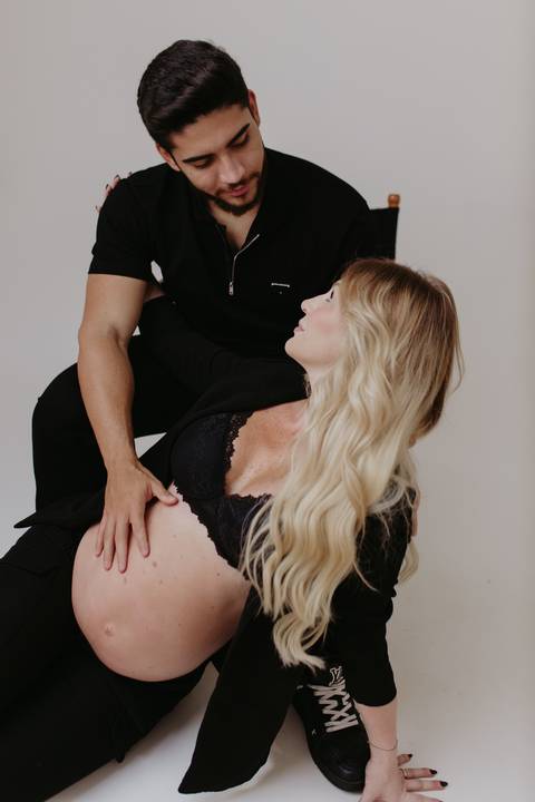 Ensaio de gestante em estúdio, Ensaio de Gestante, Ensaio de Gestante Londrina, Ensaio de Portfolio, Ensaio Sofisticado, Ensaio autêntico'