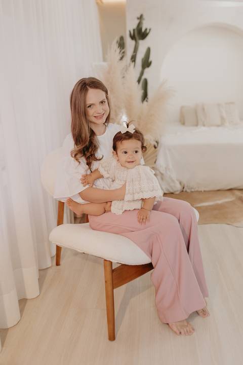 Fotografia de bebĂȘ
Ensaio de bebĂȘ
Smash the Cake'