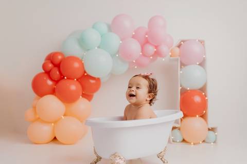 Fotografia de bebĂȘ
Ensaio de bebĂȘ
Smash the Cake'