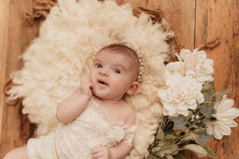 acompanhamento mensal, acompanhamento mensal bebe fotos, ensaio fotográfico de bebê de 1 mês, fotografia de bebe'