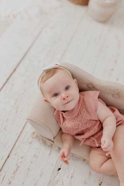 acompanhamento mensal, acompanhamento mensal bebe fotos, ensaio fotográfico de bebê de 1 mês, fotografia de bebe'