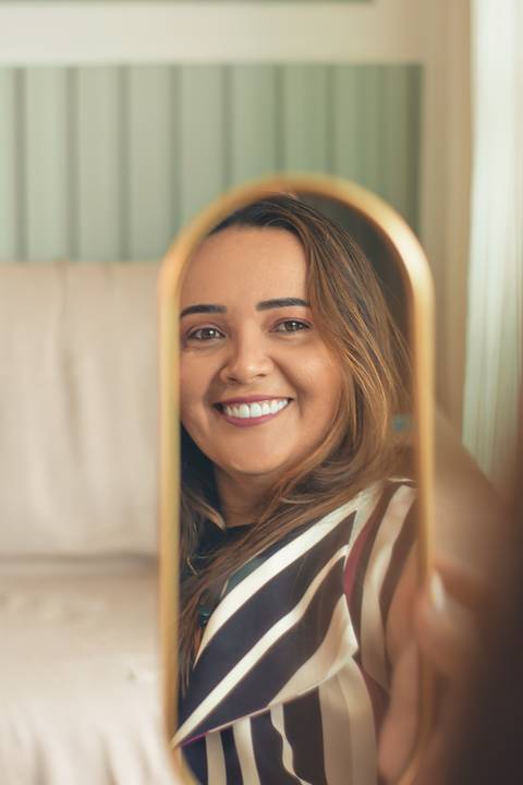 Ensaio fotografico profissional corporativo de marca pessoal educadora financeira em juazeiro do norte'