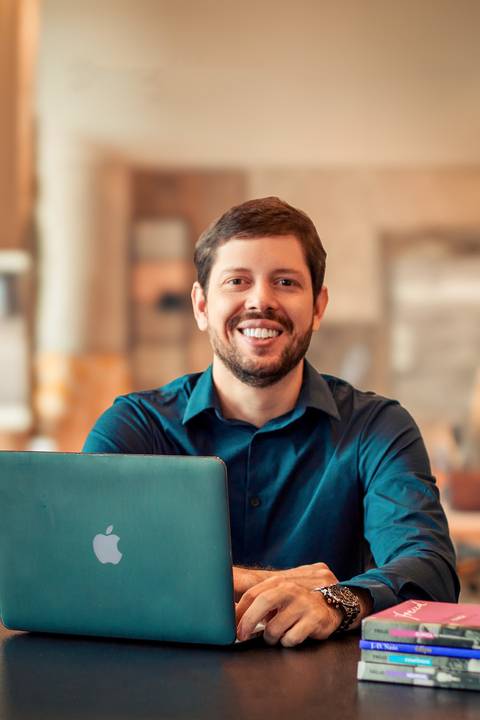 Ensaio fotografico profissional corporativo de marca pessoal psicologo em juazeiro do norte'