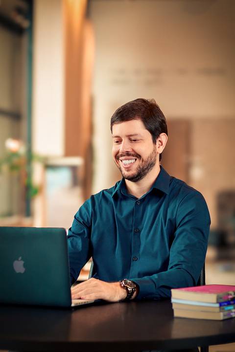 Ensaio fotografico profissional corporativo de marca pessoal psicologo em juazeiro do norte'