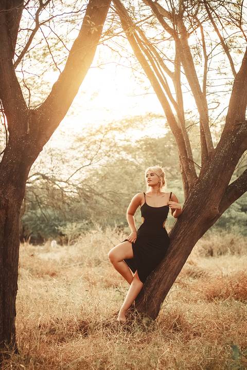 Ensaios fotografico com por do sol no logradouro  horto em juazeiro do norte ensaio sensual '