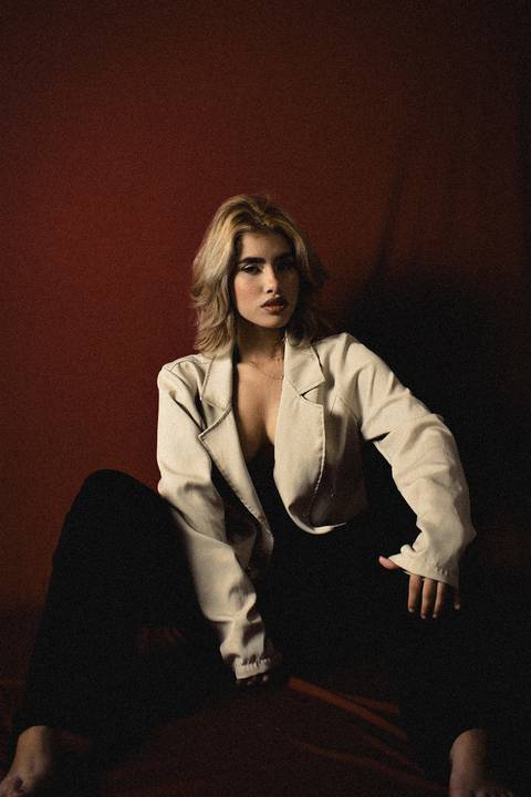 ensaio fotografico prfissional feminino em estudio'