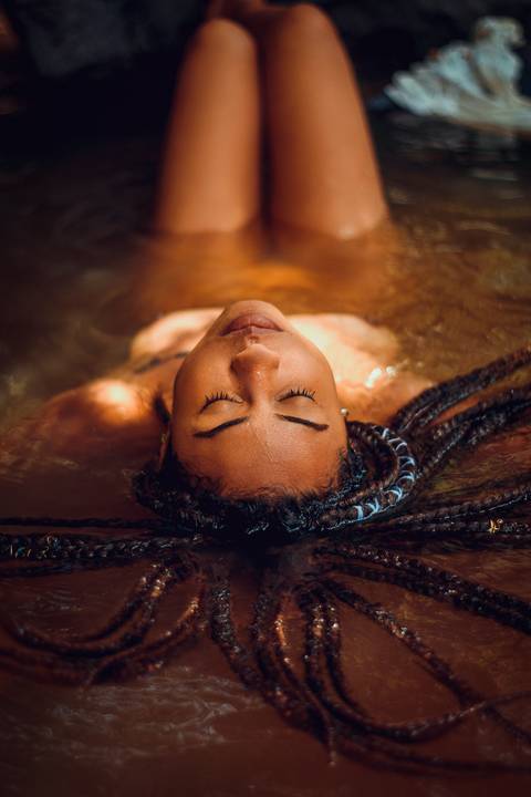 Ensaio realizado na cachoeira de missão velha ensaio Nu artístico'