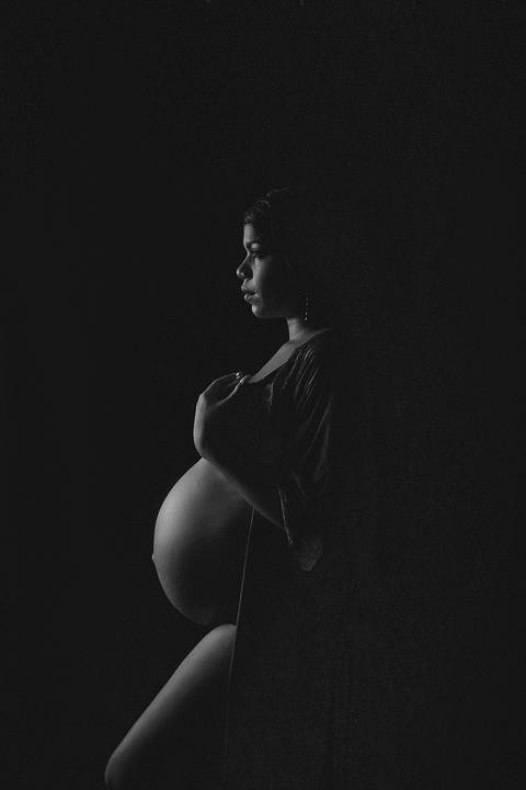 Ensaio gestante em estudio de lingerie em juazeiro do norte'