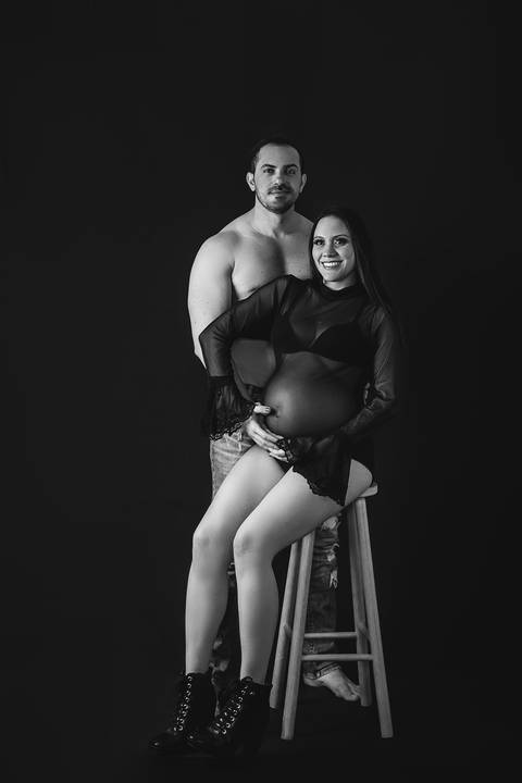 Ensaio gestante em estudio de lingerie em juazeiro do norte'