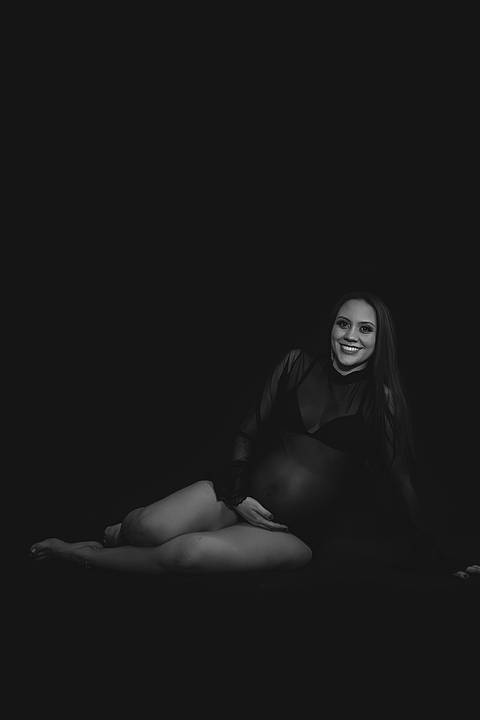 Ensaio gestante em estudio de lingerie em juazeiro do norte'