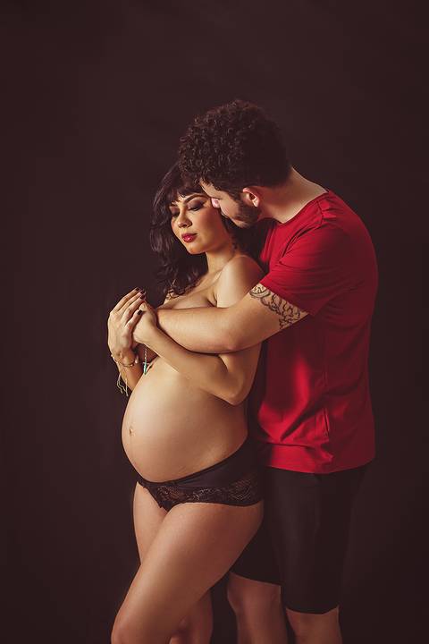 Ensaio gestante em estudio de lingerie em juazeiro do norte'
