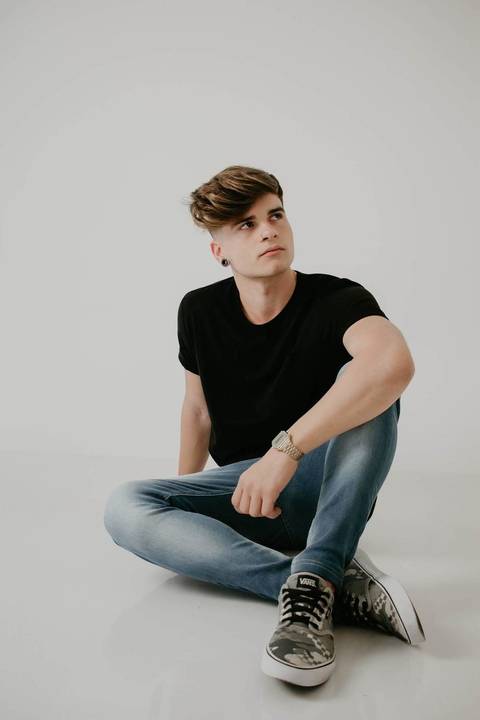 Ensaio do  Luan no Estudio Fotografico da Pin Fotografia em Betim '