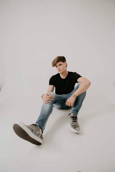 Ensaio do  Luan no Estudio Fotografico da Pin Fotografia em Betim '