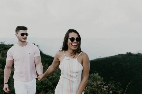 Ensaio casal da Barbara e Don na serra do rola moça- Pin Fotografia'