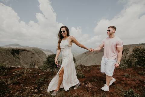 Ensaio casal da Barbara e Don na serra do rola moça- Pin Fotografia'