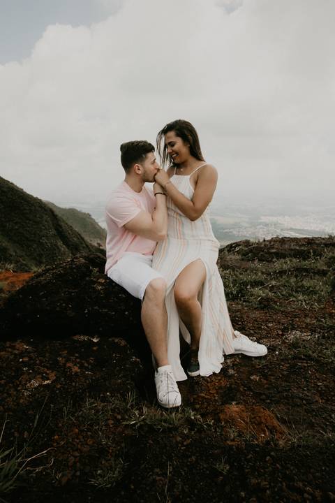 Ensaio casal da Barbara e Don na serra do rola moça- Pin Fotografia'