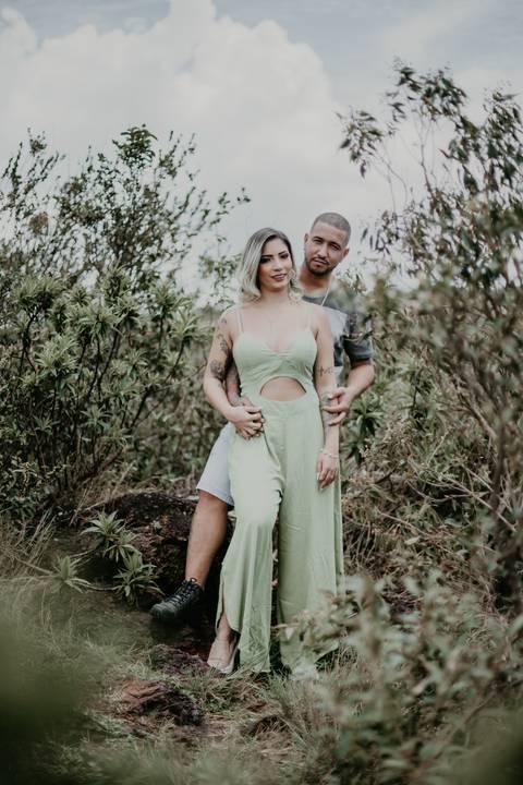 Ensaio casal da Debora e do Rafael no parque estadual serra do rola moça | Pin Fotografia -'