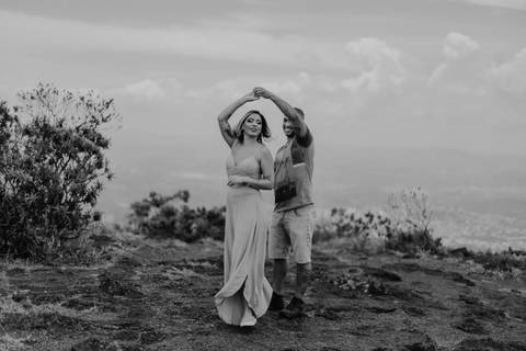Ensaio casal da Debora e do Rafael no parque estadual serra do rola moça | Pin Fotografia -'