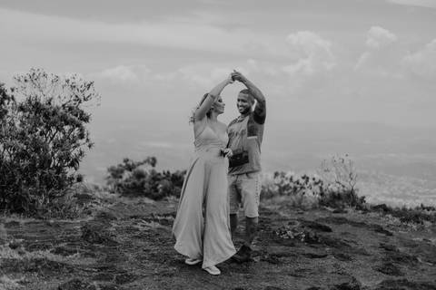 Ensaio casal da Debora e do Rafael no parque estadual serra do rola moça | Pin Fotografia -'