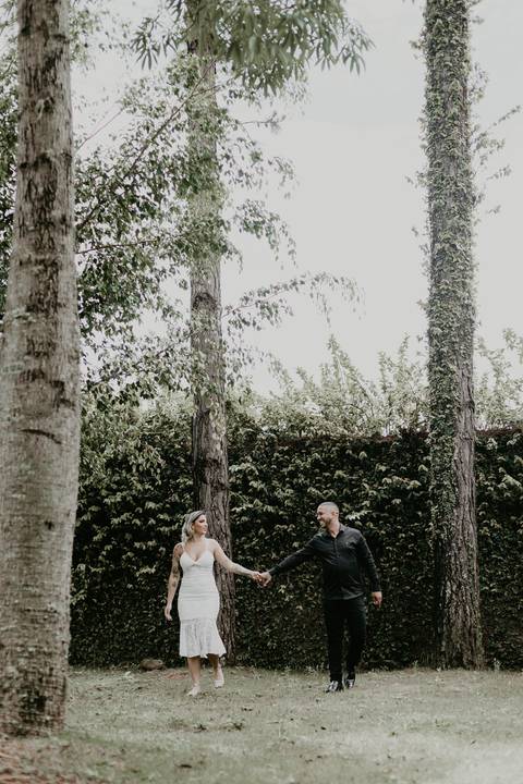 Ensaio casal da Debora e do Rafael no parque estadual serra do rola moça | Pin Fotografia -'