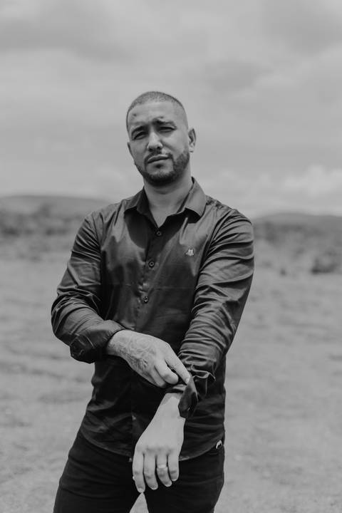 Ensaio casal da Debora e do Rafael no parque estadual serra do rola moça | Pin Fotografia -'