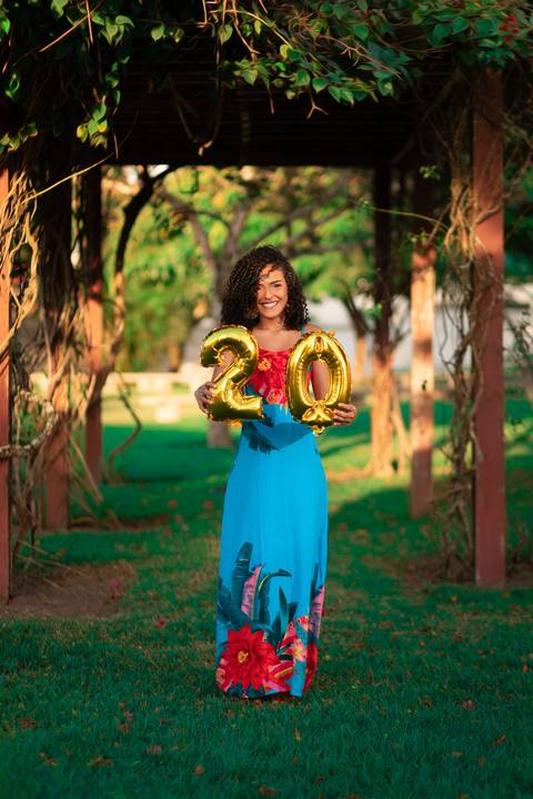 ENSAIO FEMININO EXTERNO - RITA DE CASSIA 20 ANOS'