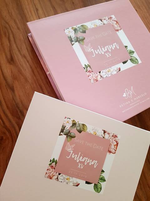 Álbum e estojo 15 anos'